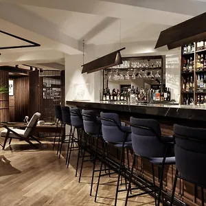 https://vanoro.hotelschalkidiki.net